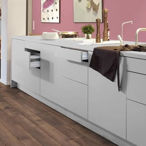 ДУБ ТЁМНЫЙ ПЕТЕРСОН ЛАМИНАТ  KRONOTEX  AMAZONE ламинат для пола